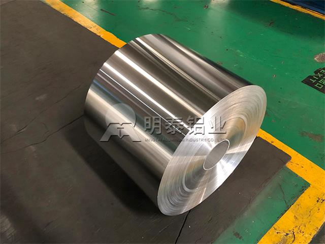 3003蜂窩箔因其優(yōu)點多，被廣發(fā)應用于各行各業(yè)